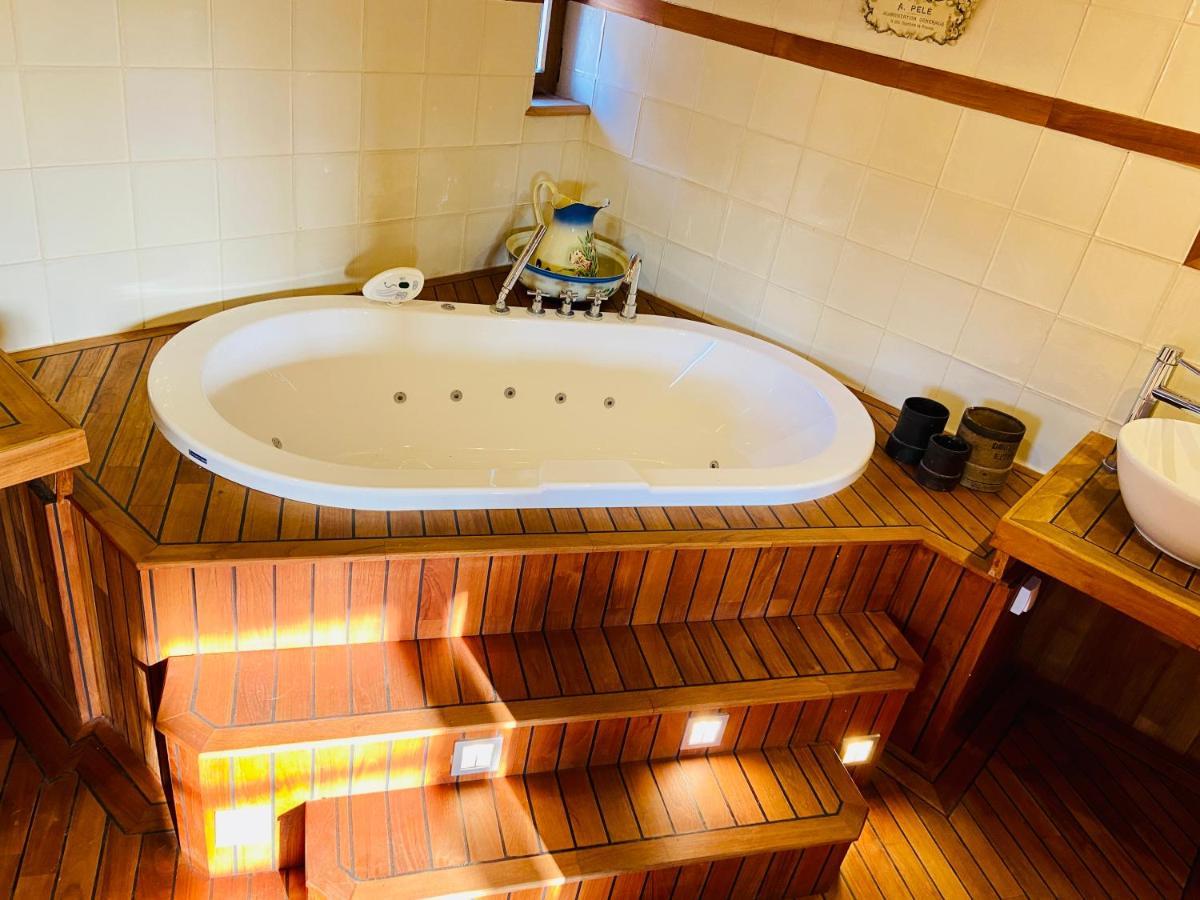 Gite Le Chut - Piscine & Jacuzzi - 11 A 14 Personnes Rangen Экстерьер фото